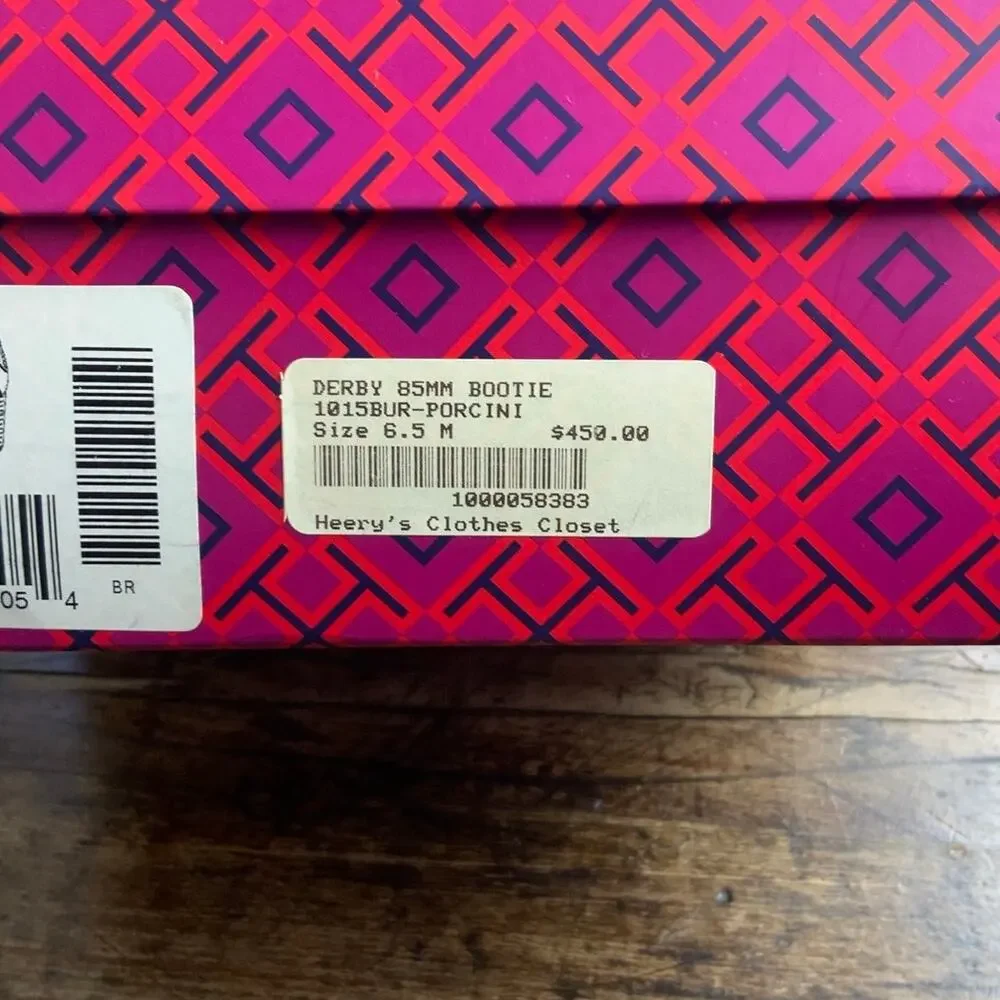 Tory Burch Derby leather ankle booties size 6.5‎